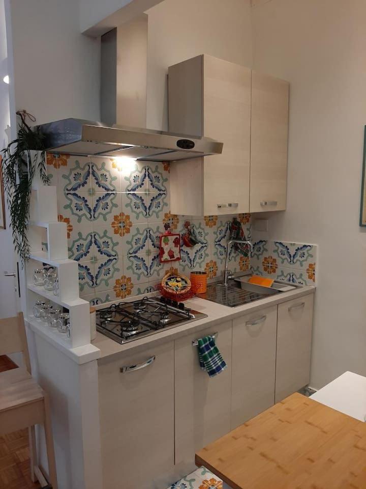 Charming Loft In Piazza Di Spagna Appartement Rome Buitenkant foto